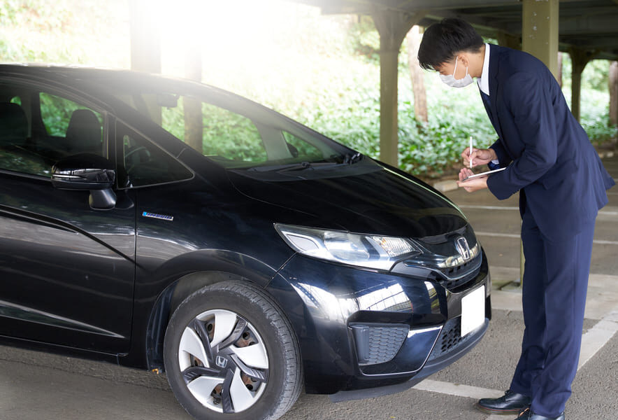 【2025年最新版】カーセブンに車を売るべき？特徴やリアルな評判、買取価格アップ方法