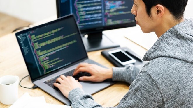 おすすめの人気プログラミングスクール 10選